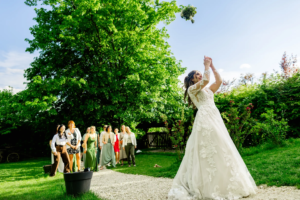 Mariage L&J Lancé de bouquet