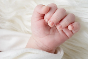 Naissance main